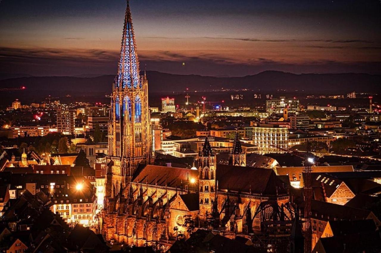 Luxus Apartment Colloseum In Der Stadt Freiburg im Breisgau Exteriör bild